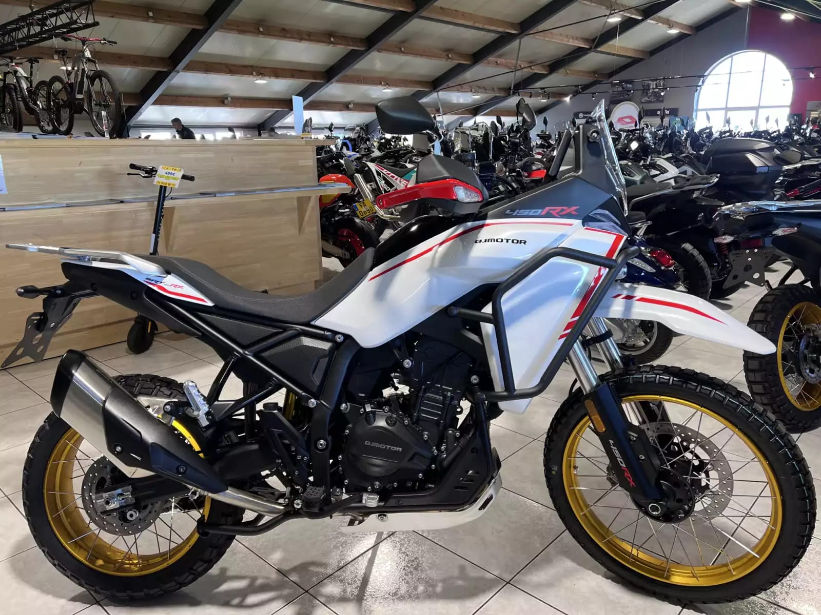 QJ Motor SRT 450 RX - Photo 1