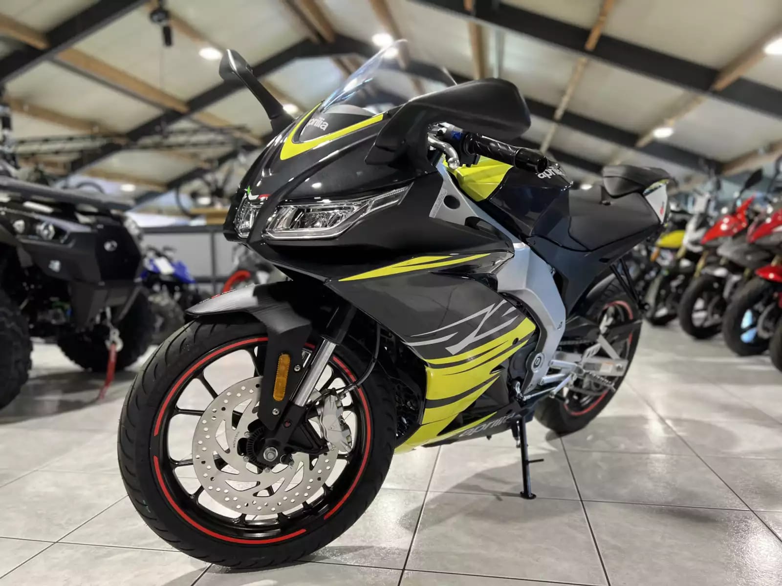 Aprilia RS 125 - Photo 1