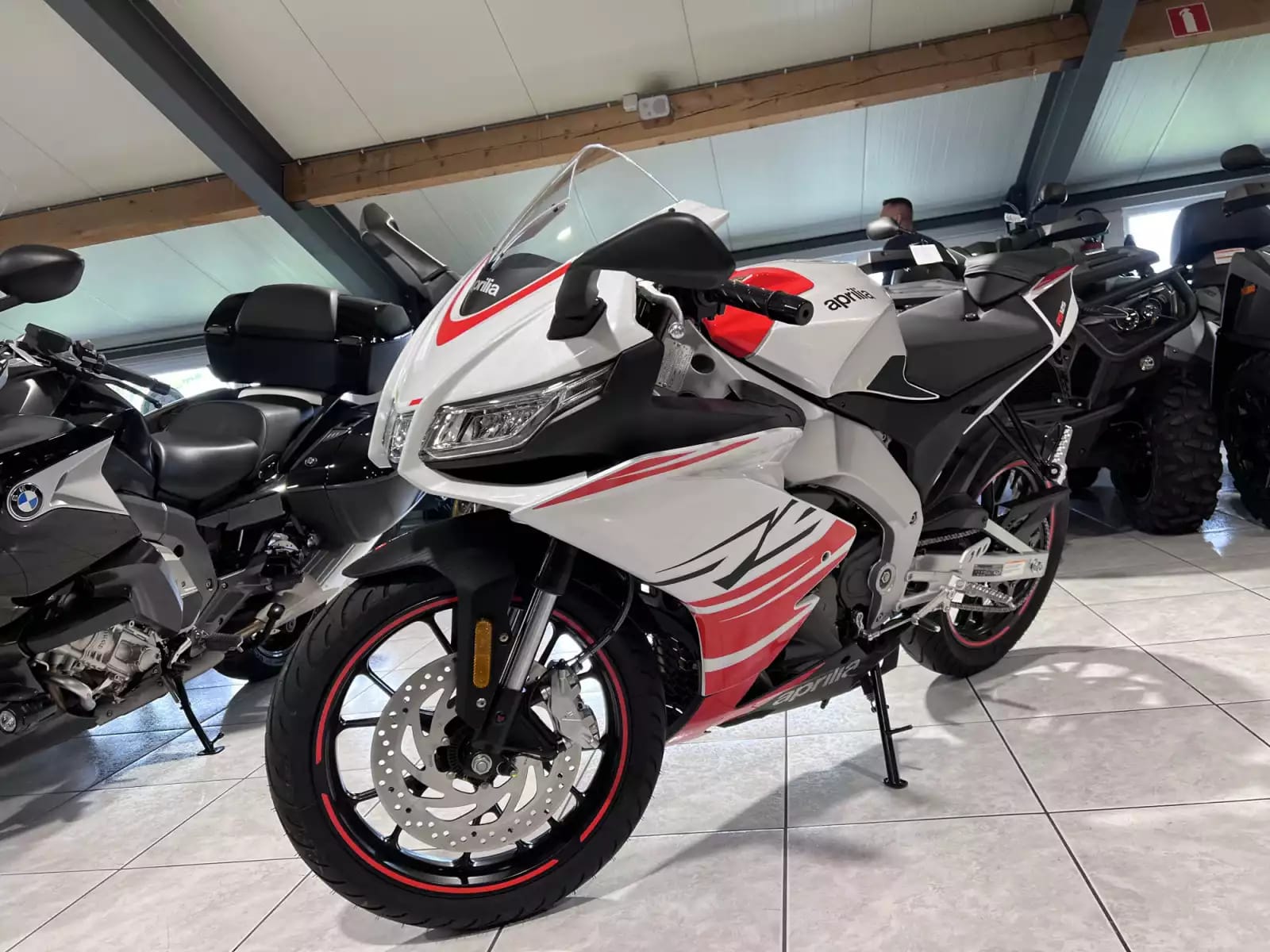 Aprilia RS 125 - Photo 1
