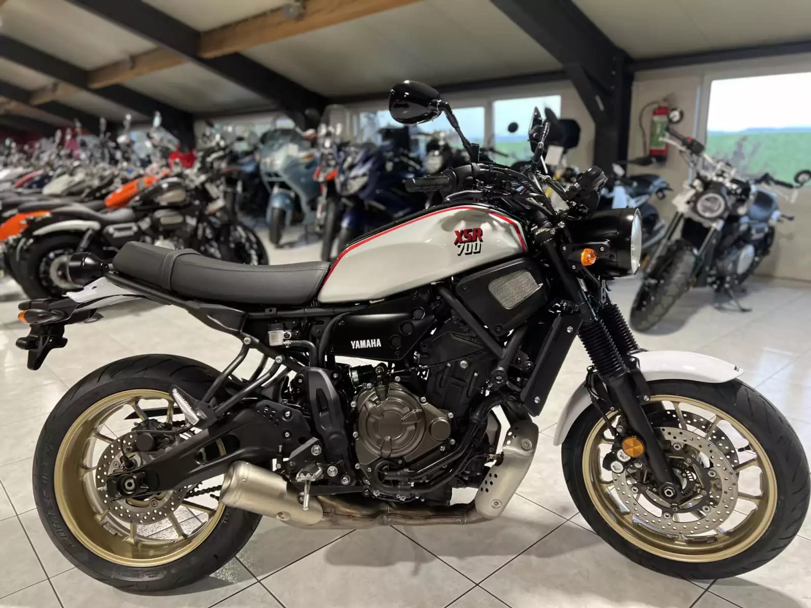 Yamaha XSR 700 X TRIBUTE - Photo 1