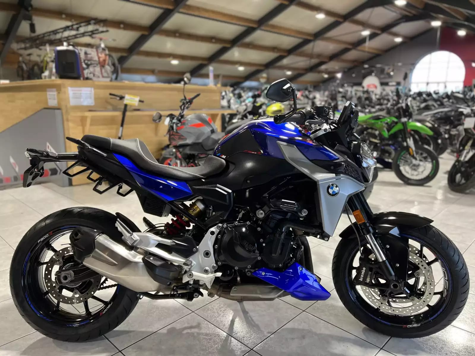BMW F 900 R - Photo 1