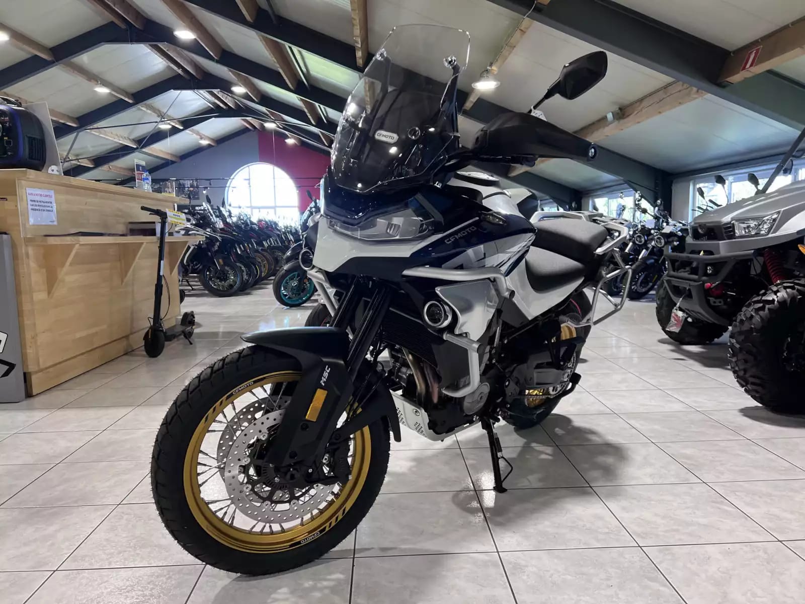 CF Moto 800 MT EXPLORER - Photo 1