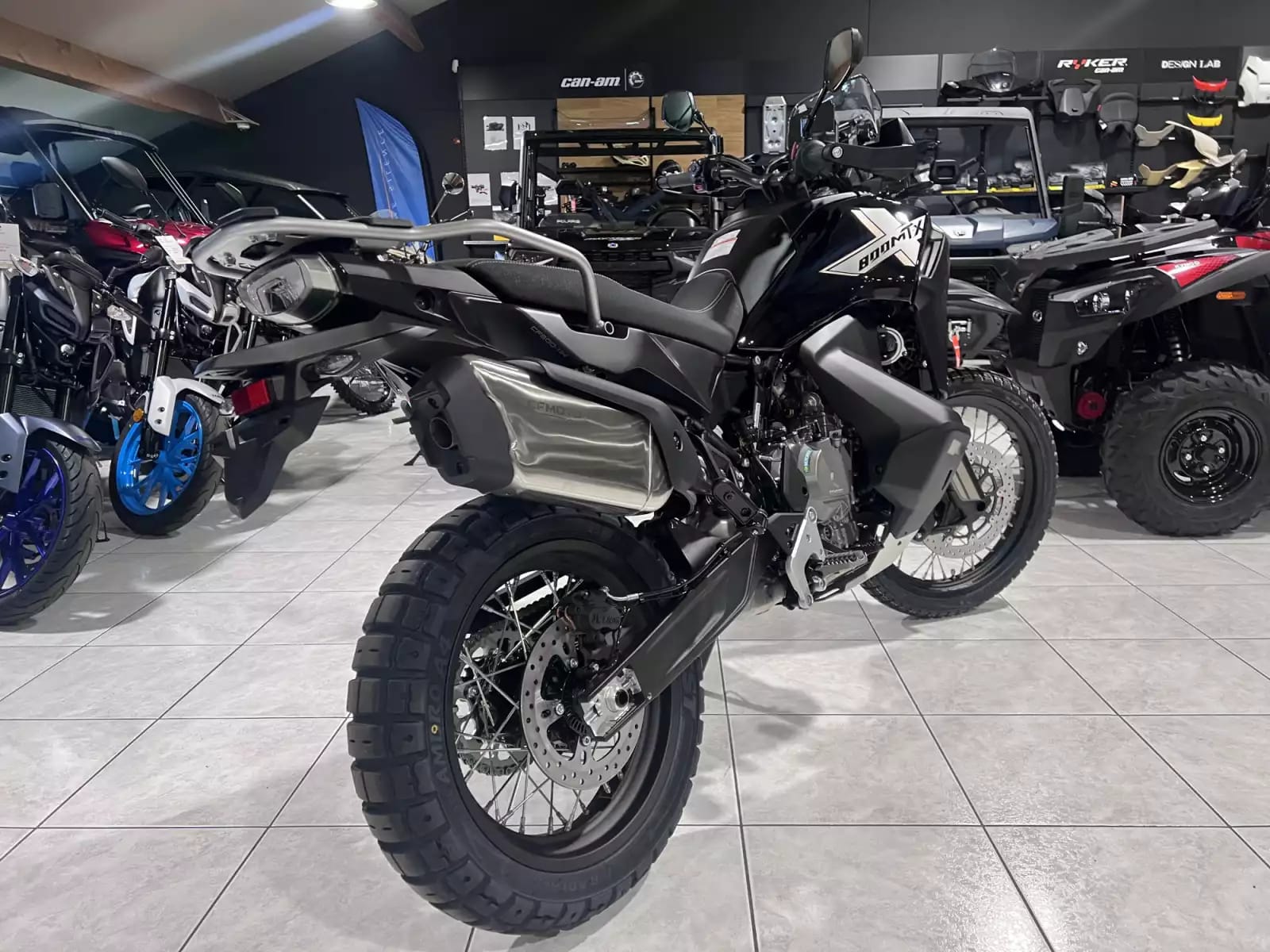 CF Moto 800 MT X - Photo 1