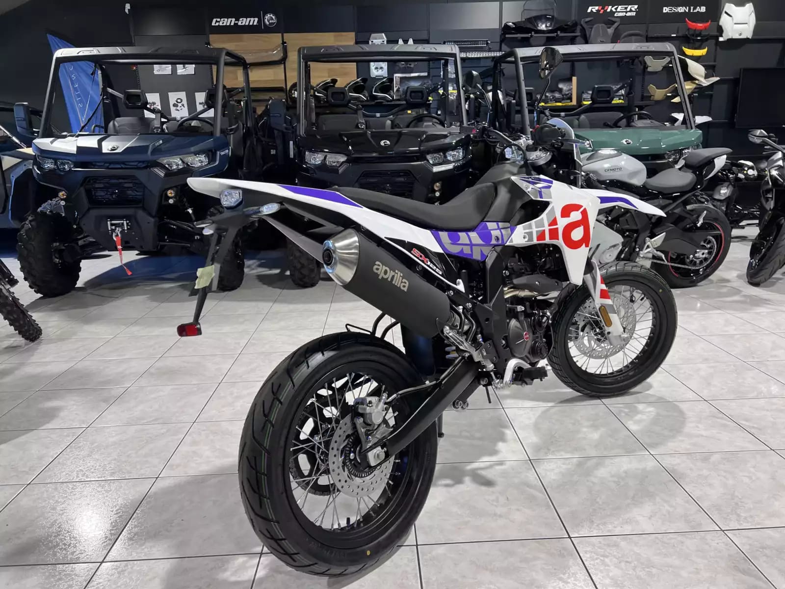 Aprilia SX 125 - Photo 1