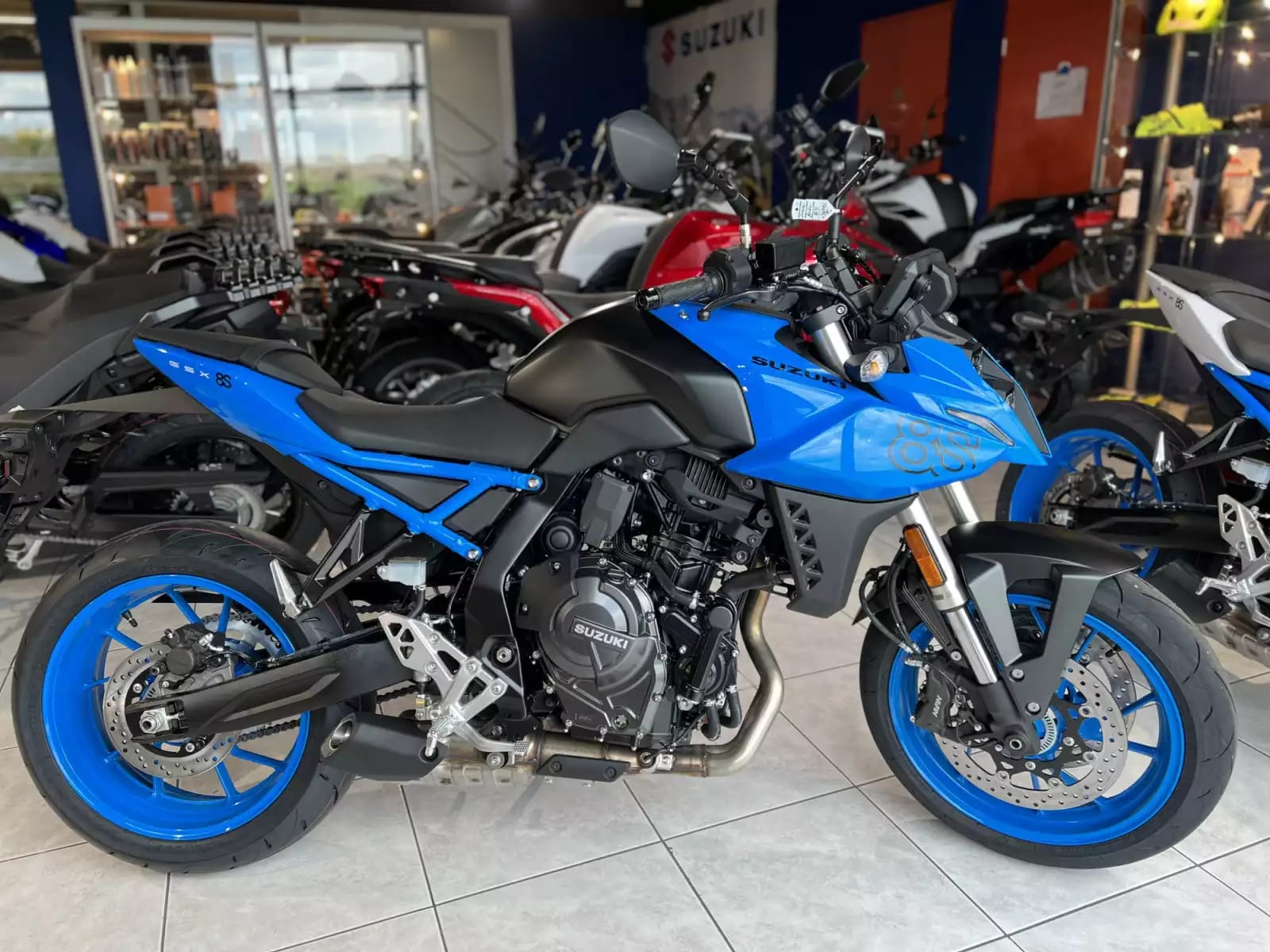 Suzuki GSX 8S - Photo 1