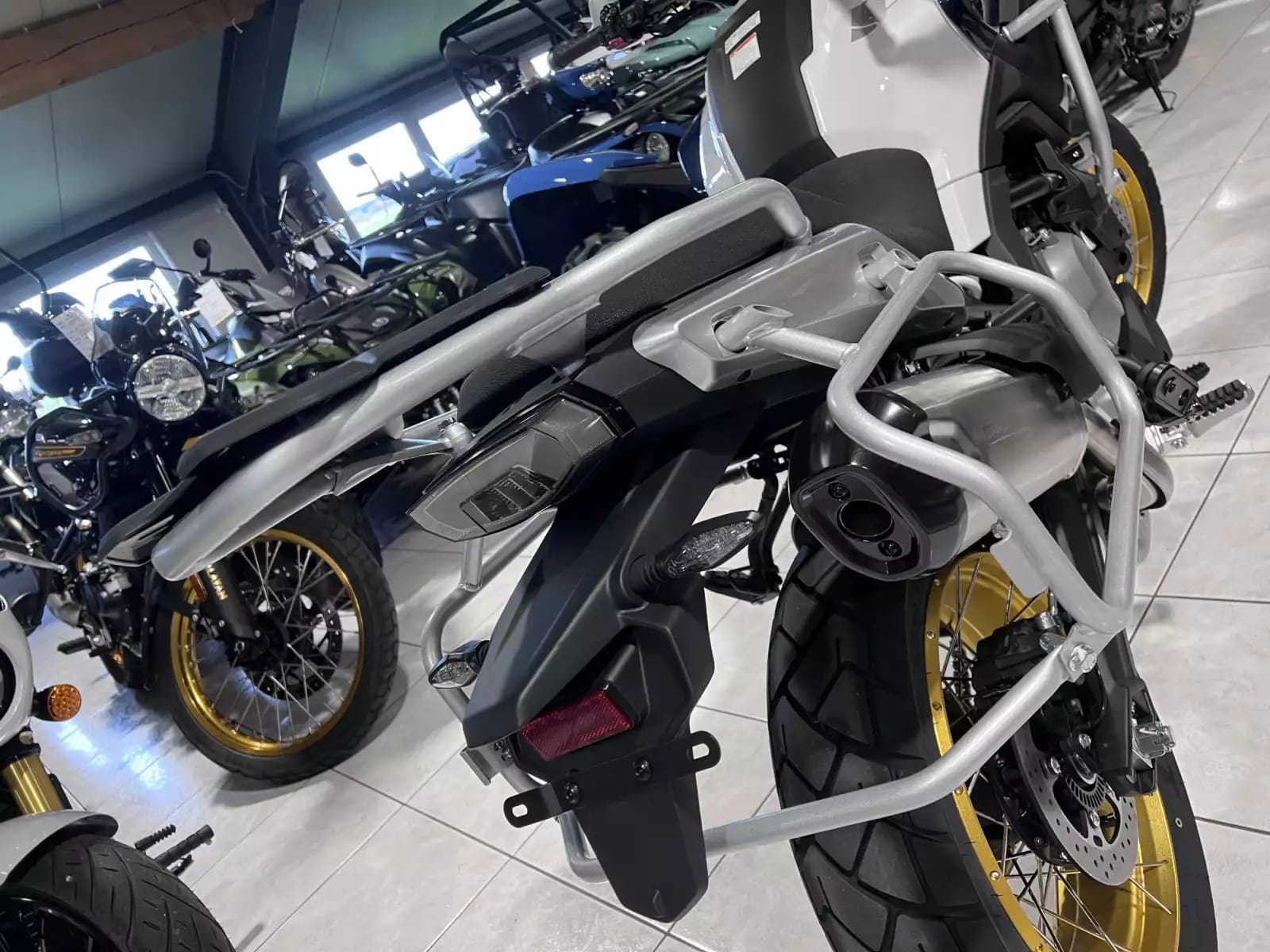 CF Moto 700 MT ADV - Photo 1
