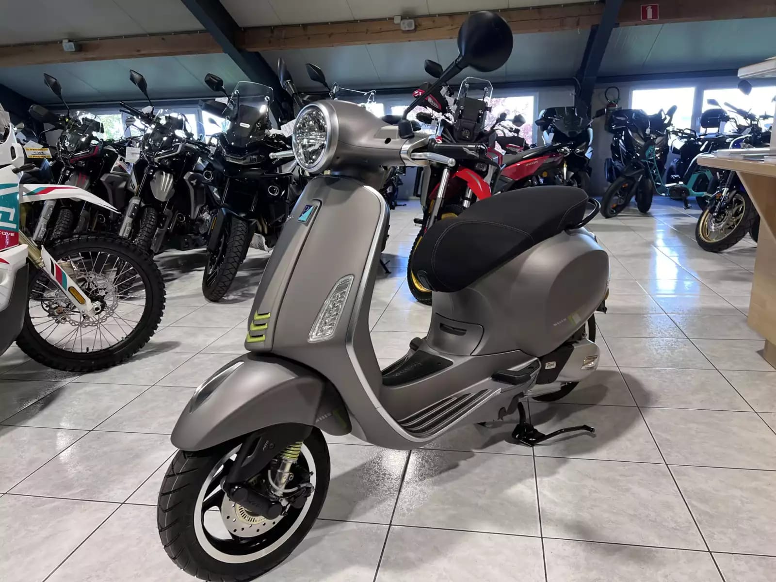 Vespa Primavera 125 Tech - Photo 1