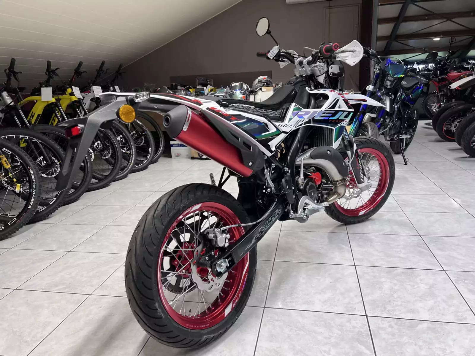 Rieju MRT 50 SM Trophy Mirage - Photo 1