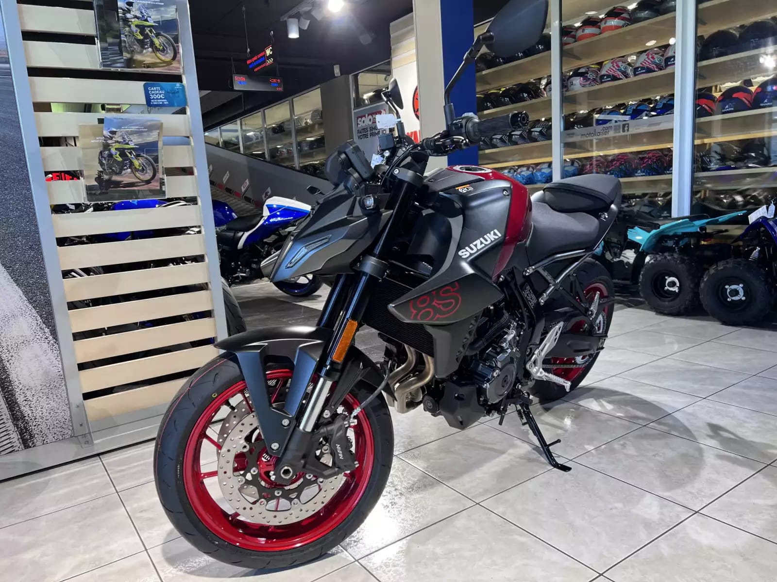 Suzuki GSX 8S - Photo 1