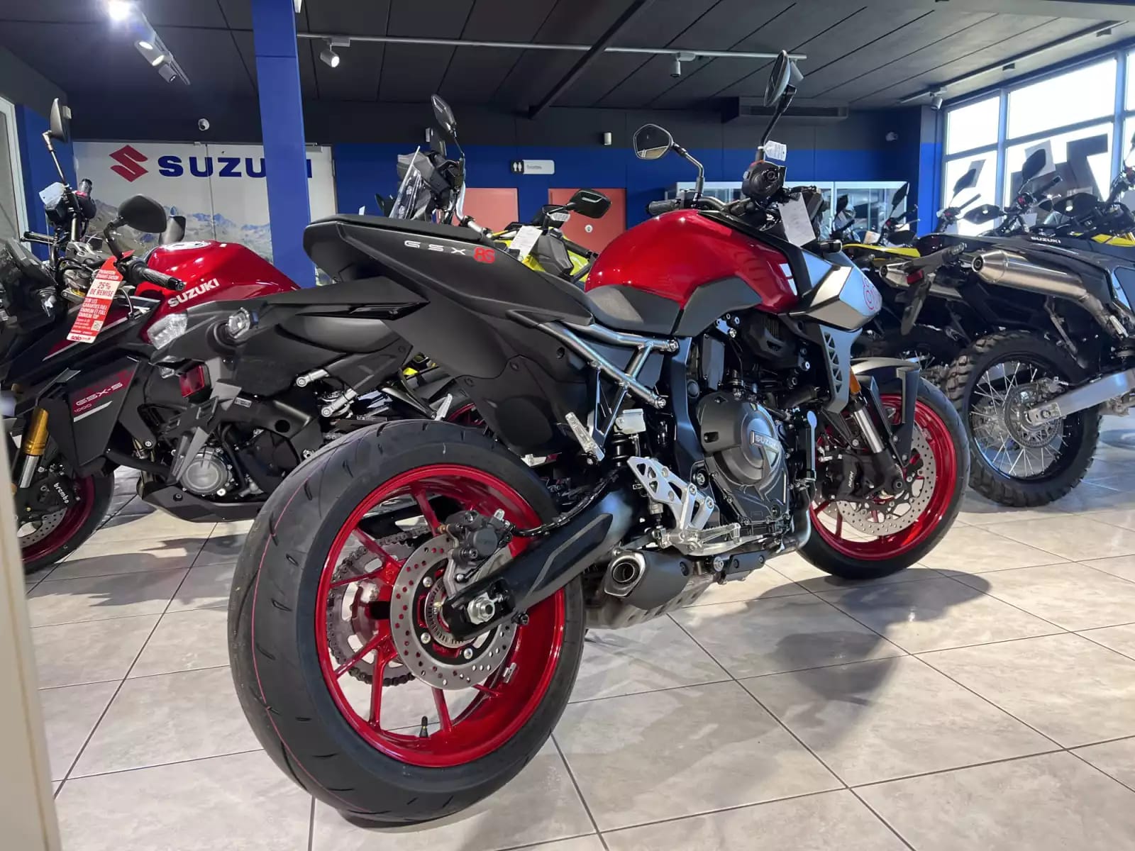Suzuki GSX 8S - Photo 1