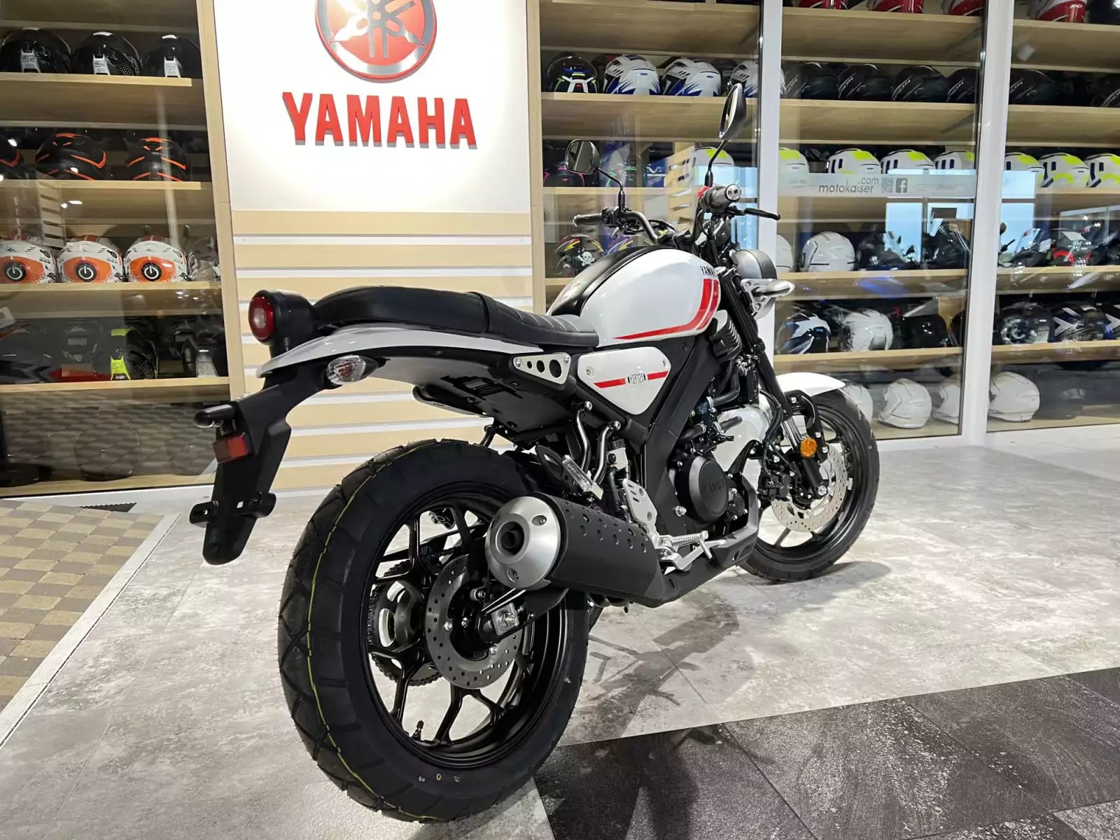 Yamaha XSR 125 - Photo 1