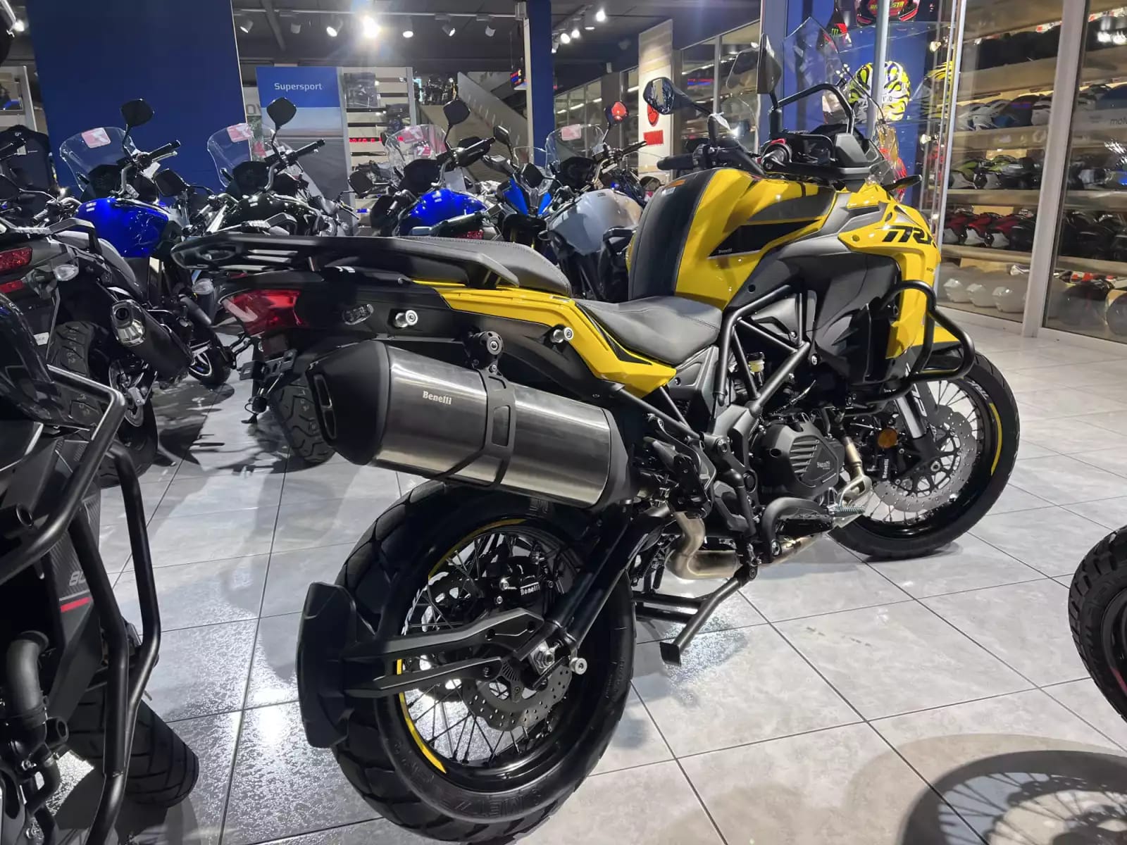 Benelli TRK 502 X - Photo 1