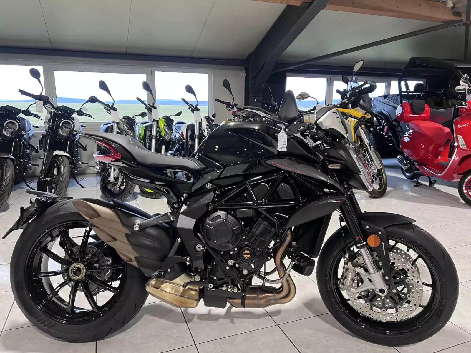 MV Agusta Dragster 800 - Photo 1