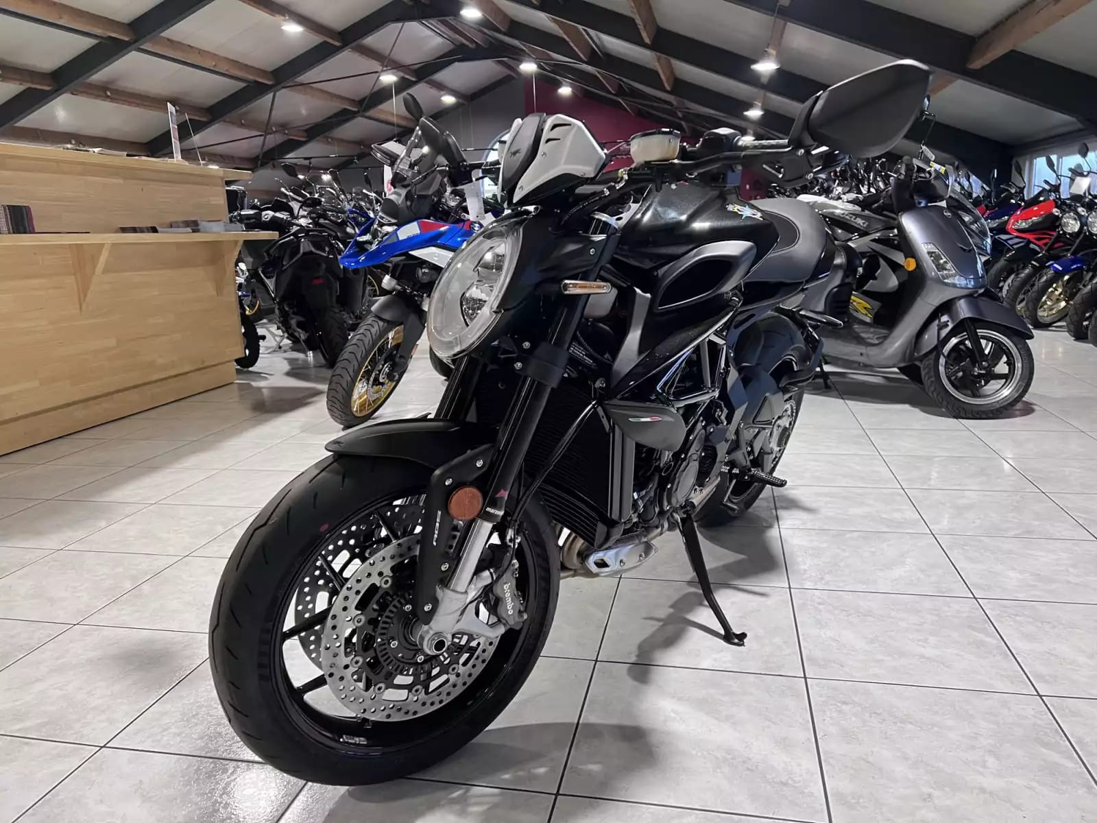 MV Agusta Dragster 800 - Photo 1