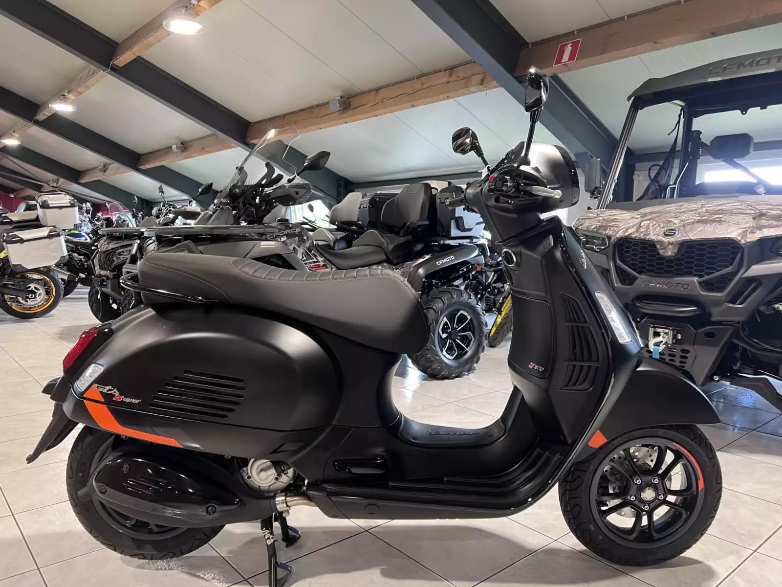 Vespa GTS Super Sport 310 - Photo 1