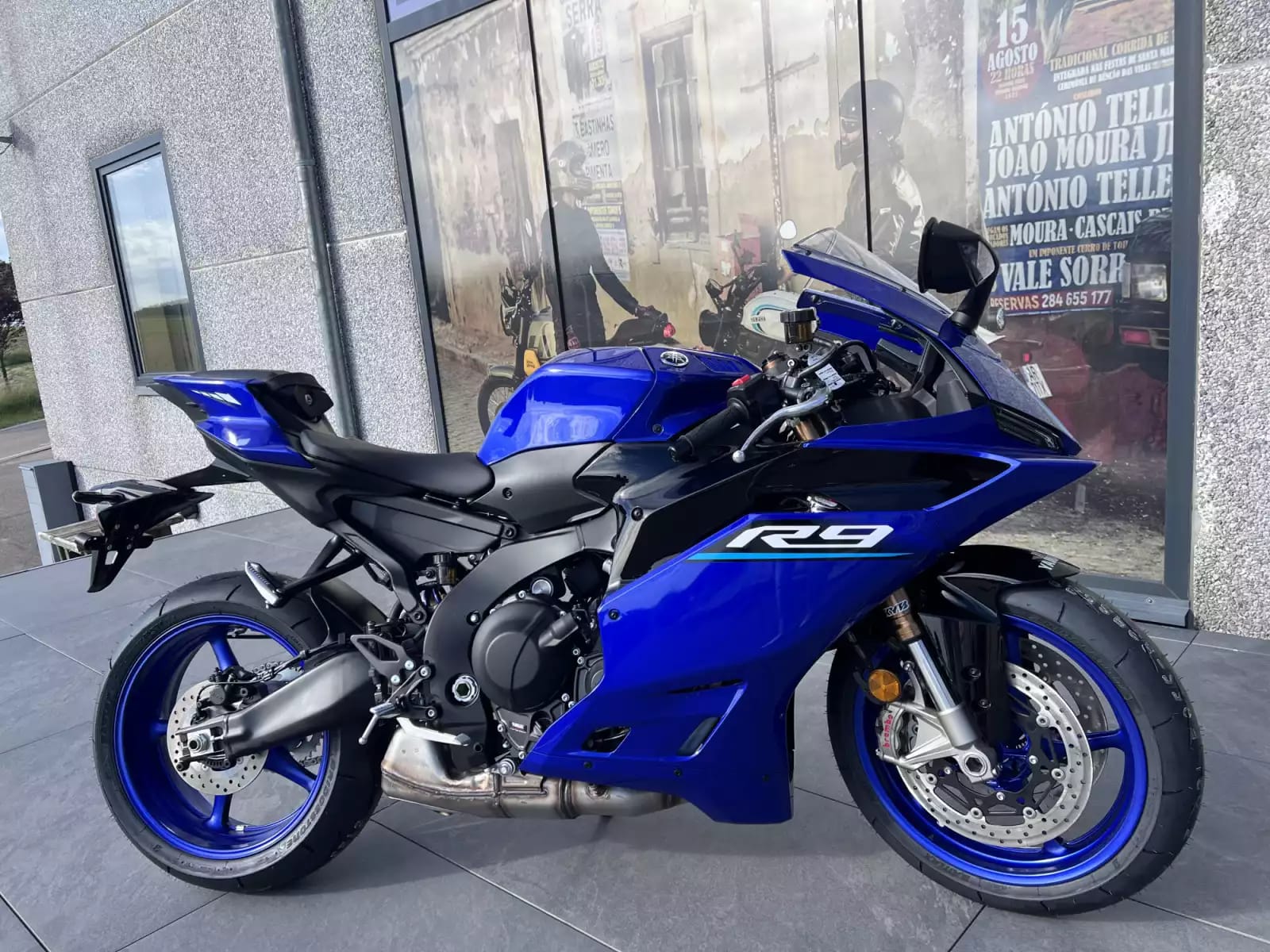Yamaha R9 - Photo 1