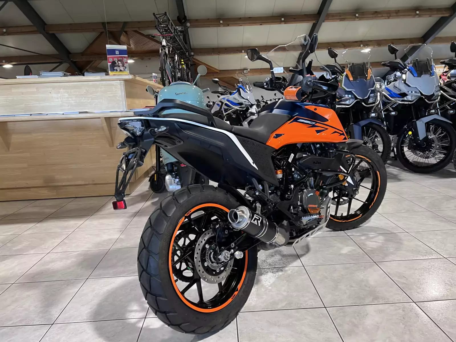 KTM 390 Duke + Roues off Road offerts - Photo 1