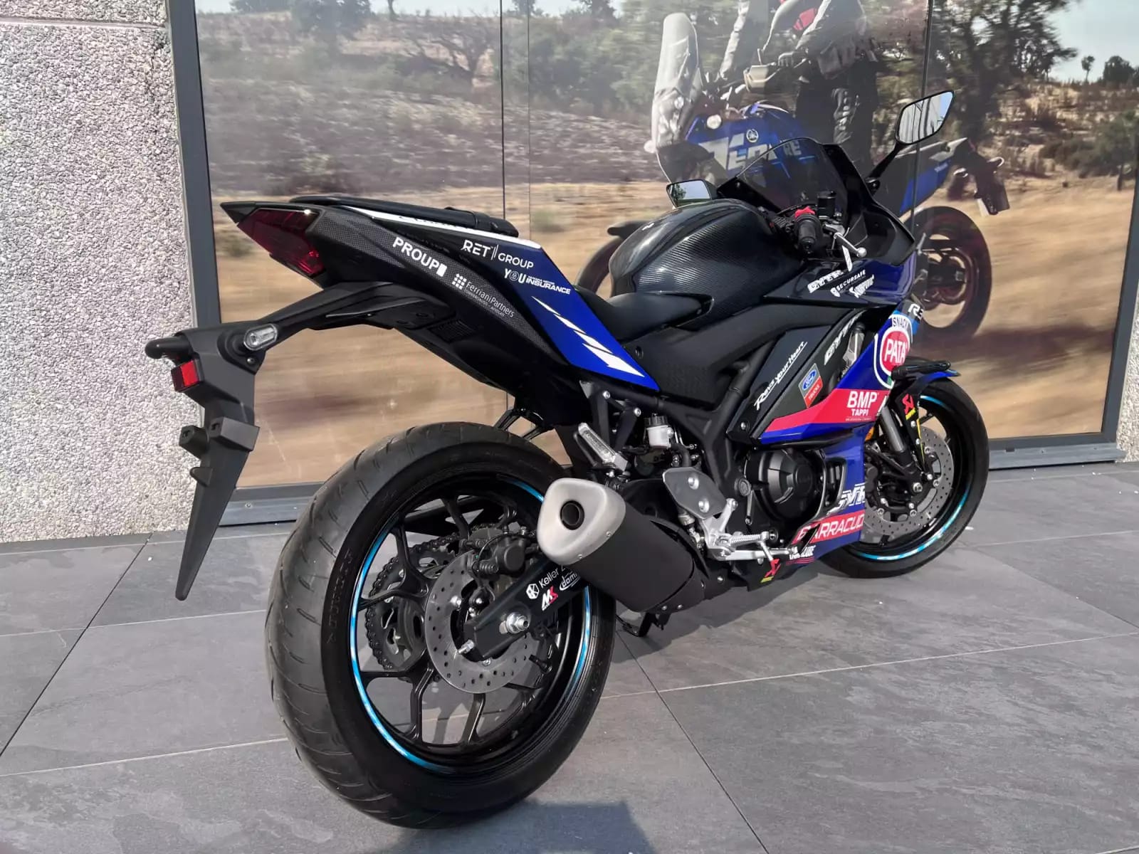 Yamaha YZF-R3 Réplica - Photo 1