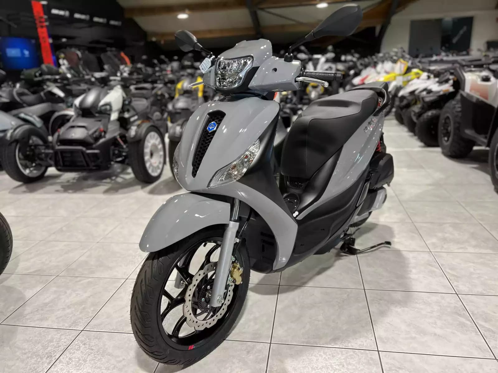 Piaggio Medley 125 S - Photo 1