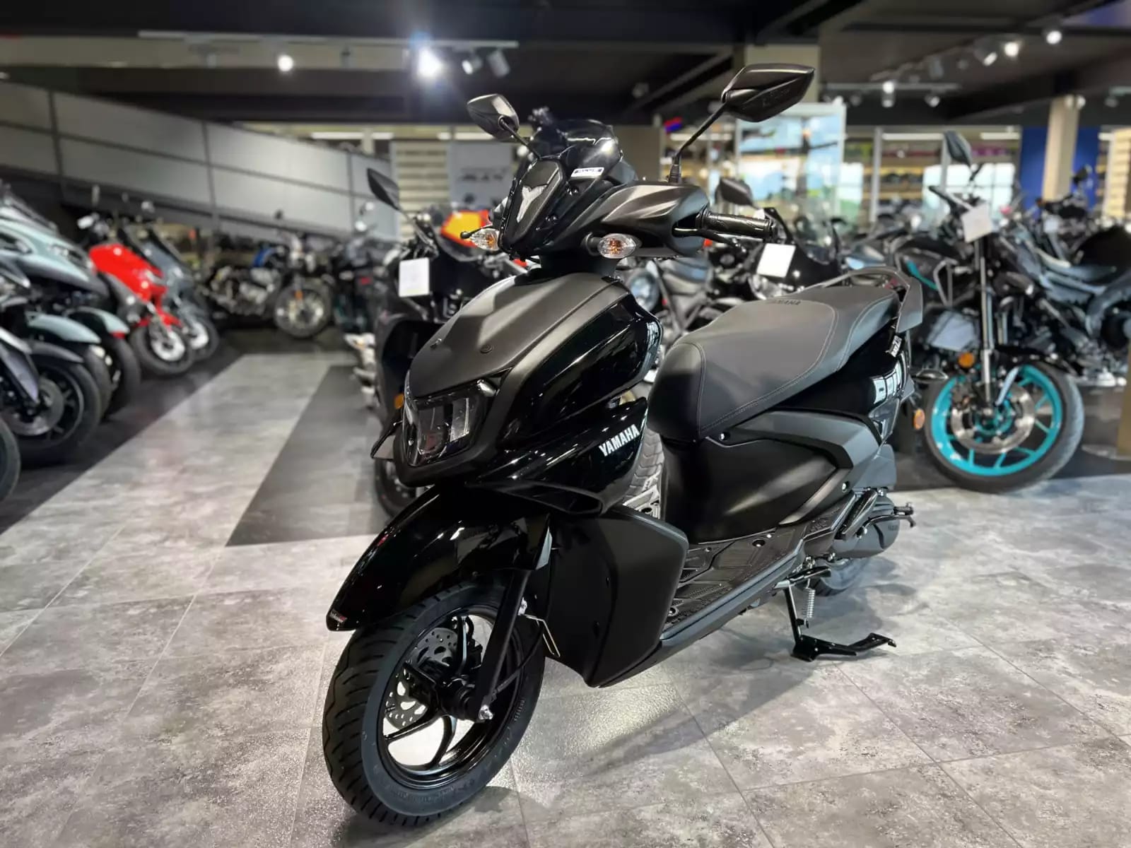 Yamaha RayZR 125 - Photo 1