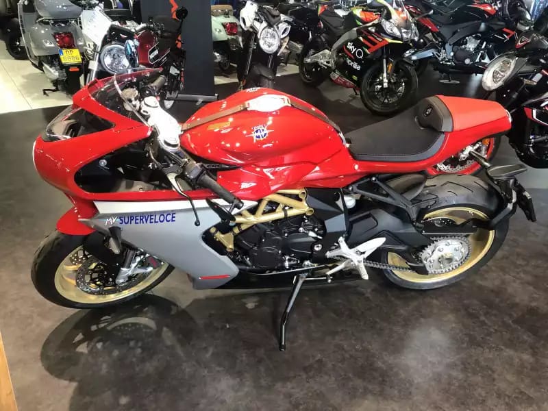 MV Agusta Superveloce 800 E5 - Photo 1