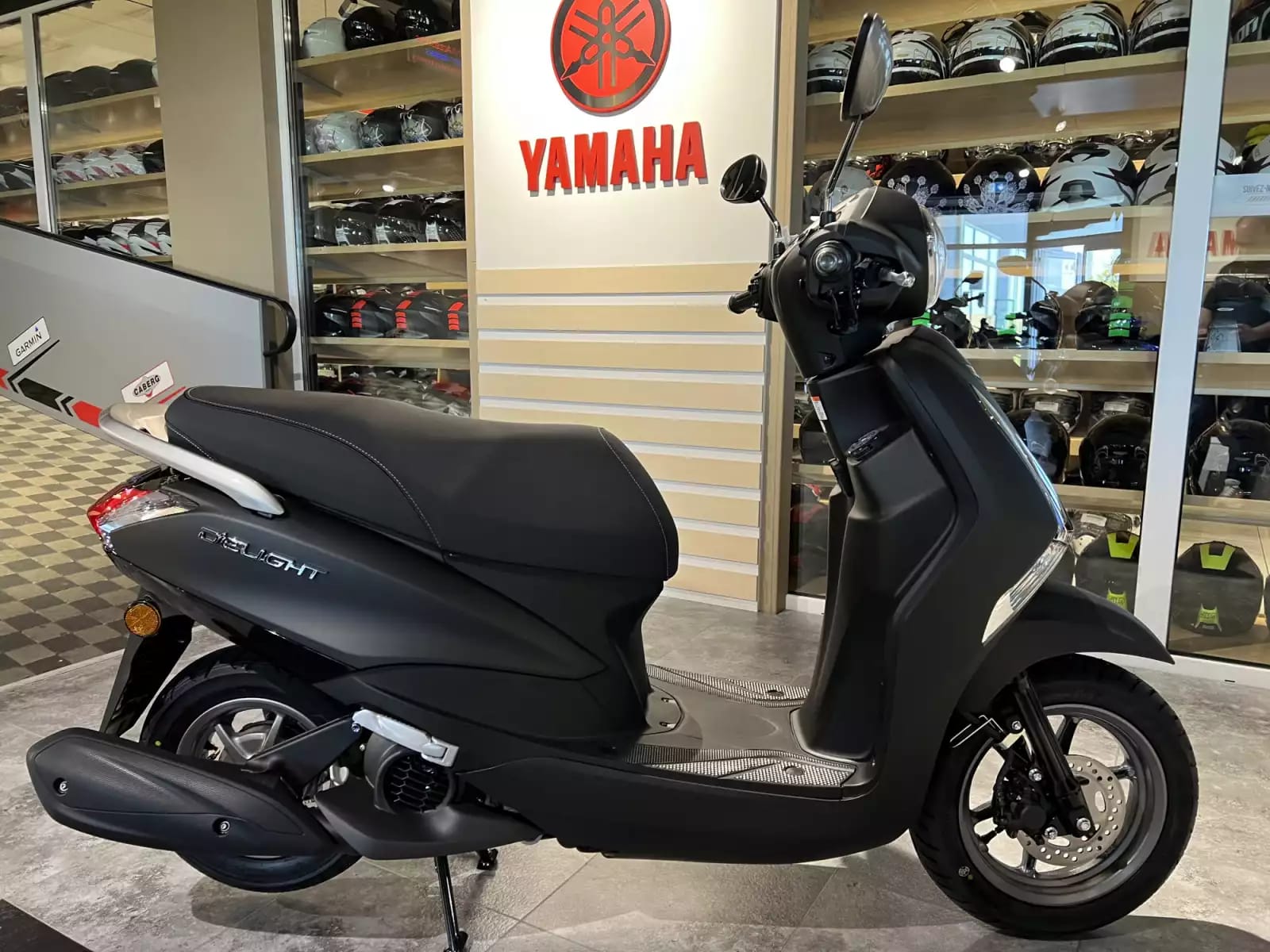 Yamaha D'elight 125 - Photo 1