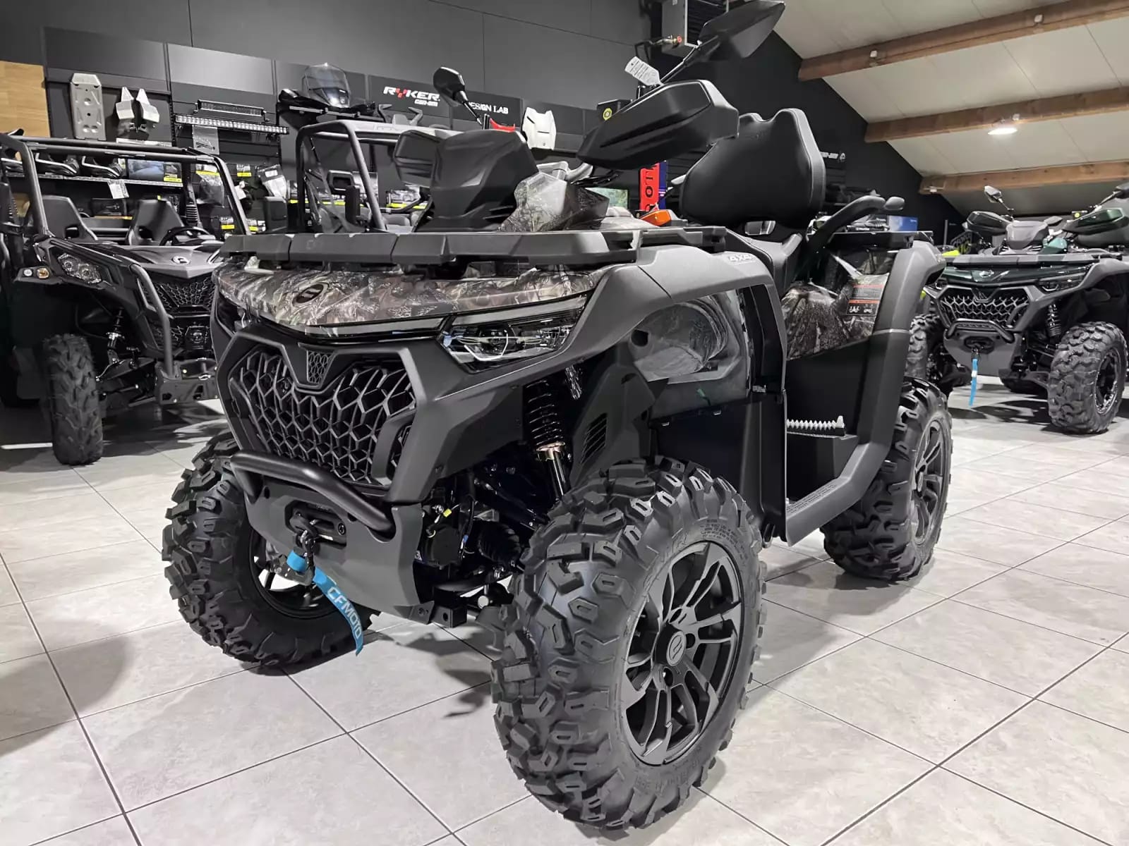 CF Moto CForce 850 T3 no ABS 60 km/h - Photo 1