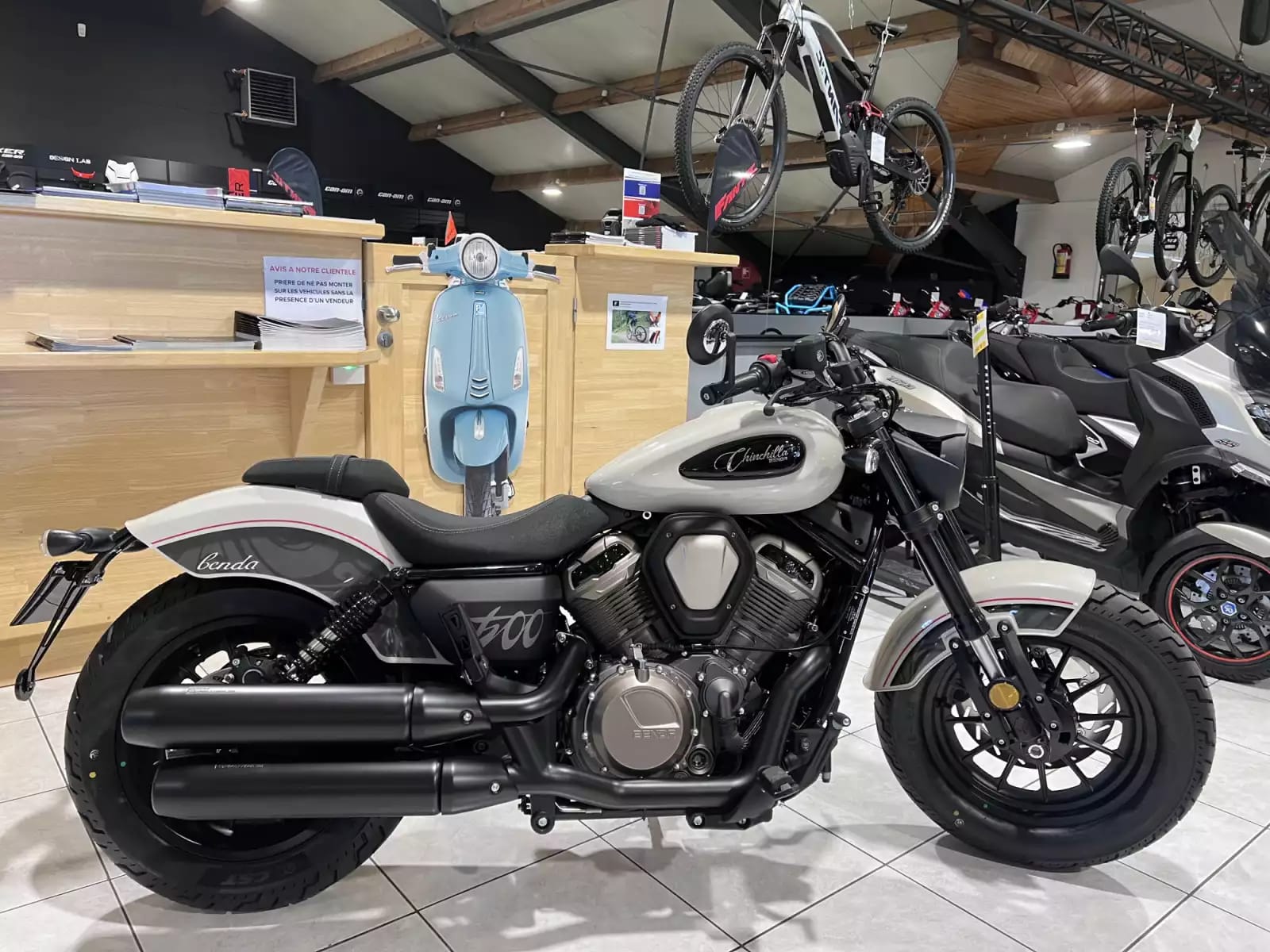 Benda Chinchilla 500 - Photo 1