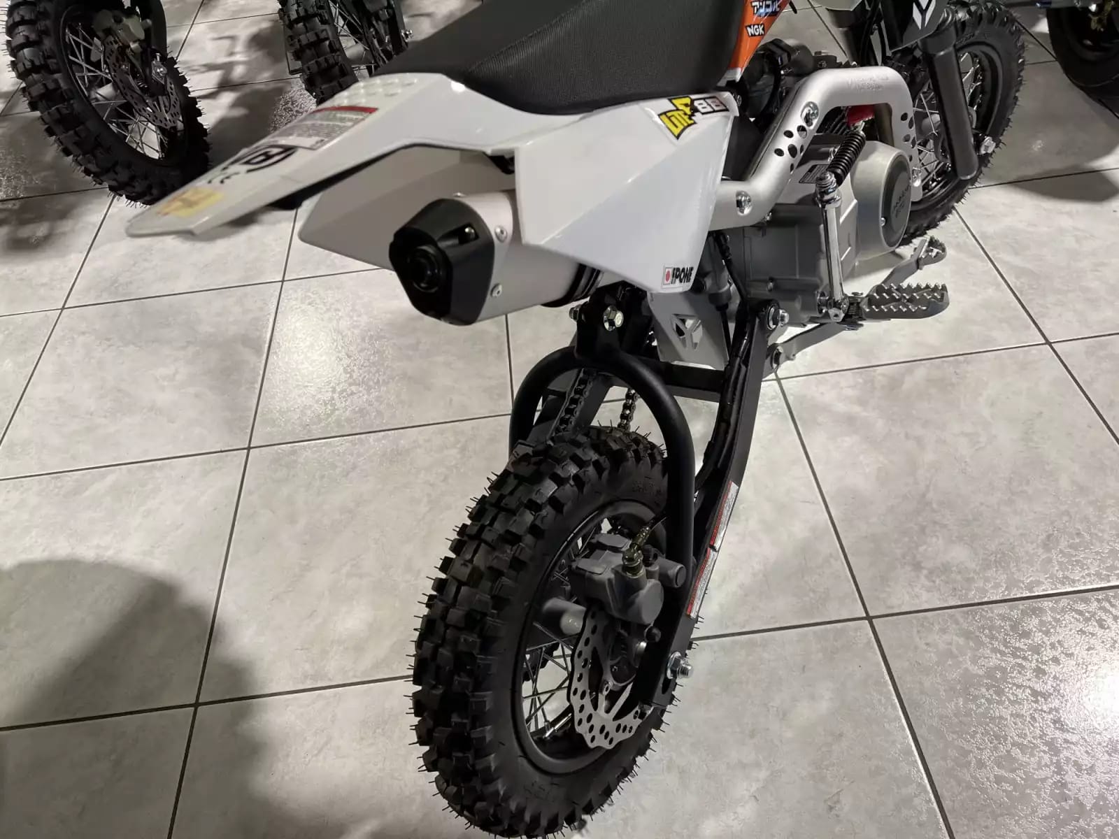 YCF Lite F88 S - Photo 1