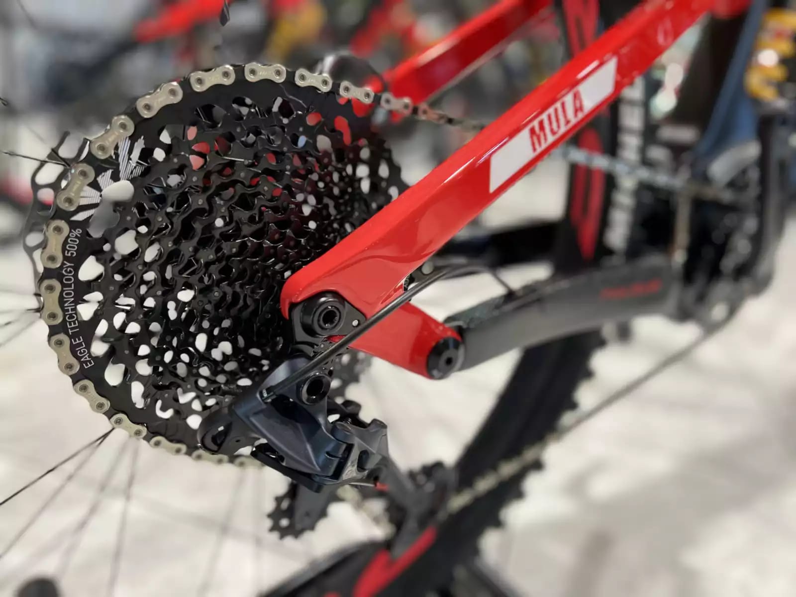 Fulgur Mula MX OHLINS GX12 6100 SW TG L  Carbone POLINI 90 Nm, taille S, M, L / 504 Wh, 12 V, 29''-27,5'', freins 4 pistons. - Photo 1