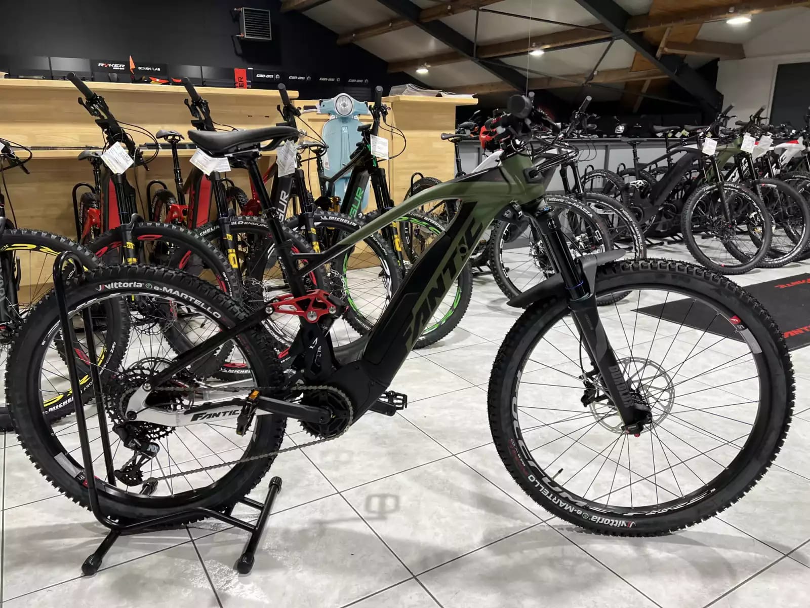 Fantic XMF 1.7 720Wh, 29''-27,5'', freins 4 pistons, 90 Nm - Photo 1