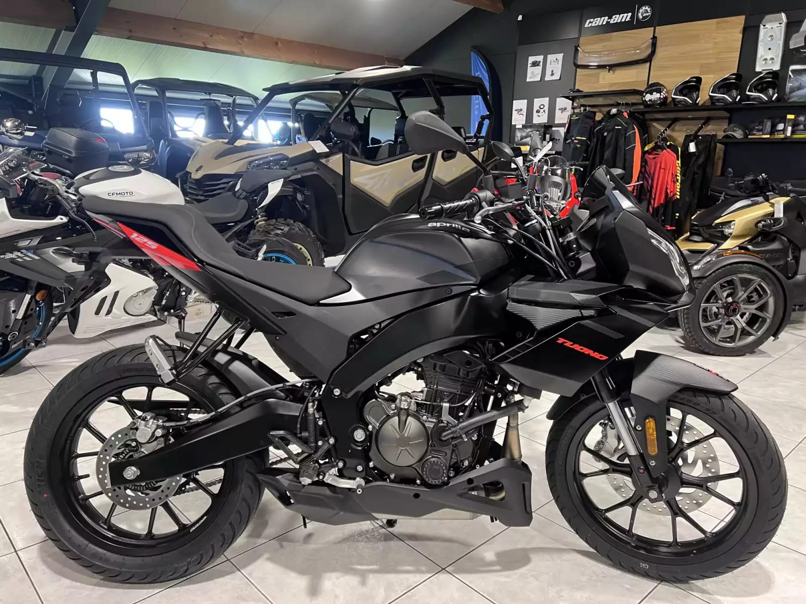 Aprilia Tuono 125 - Photo 1