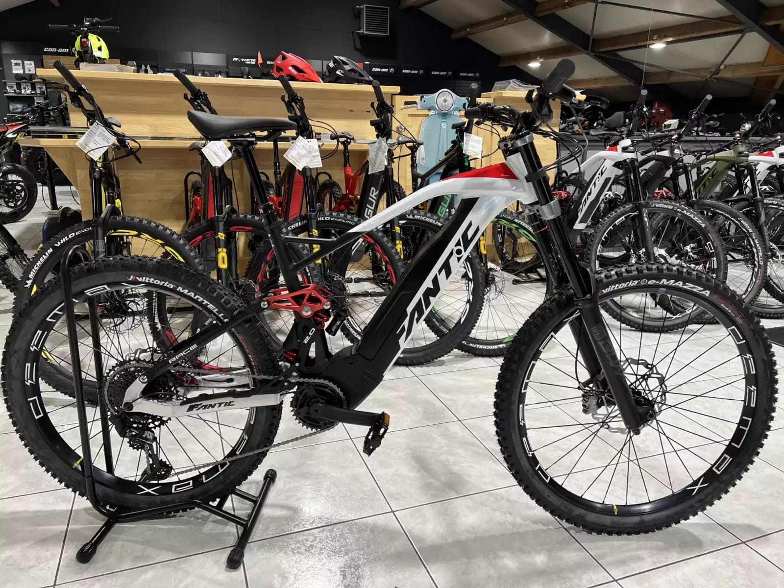 Fantic XXF 2.0 720Wh, 29''-27,5'', freins 4 pistons, 90 Nm - Photo 1