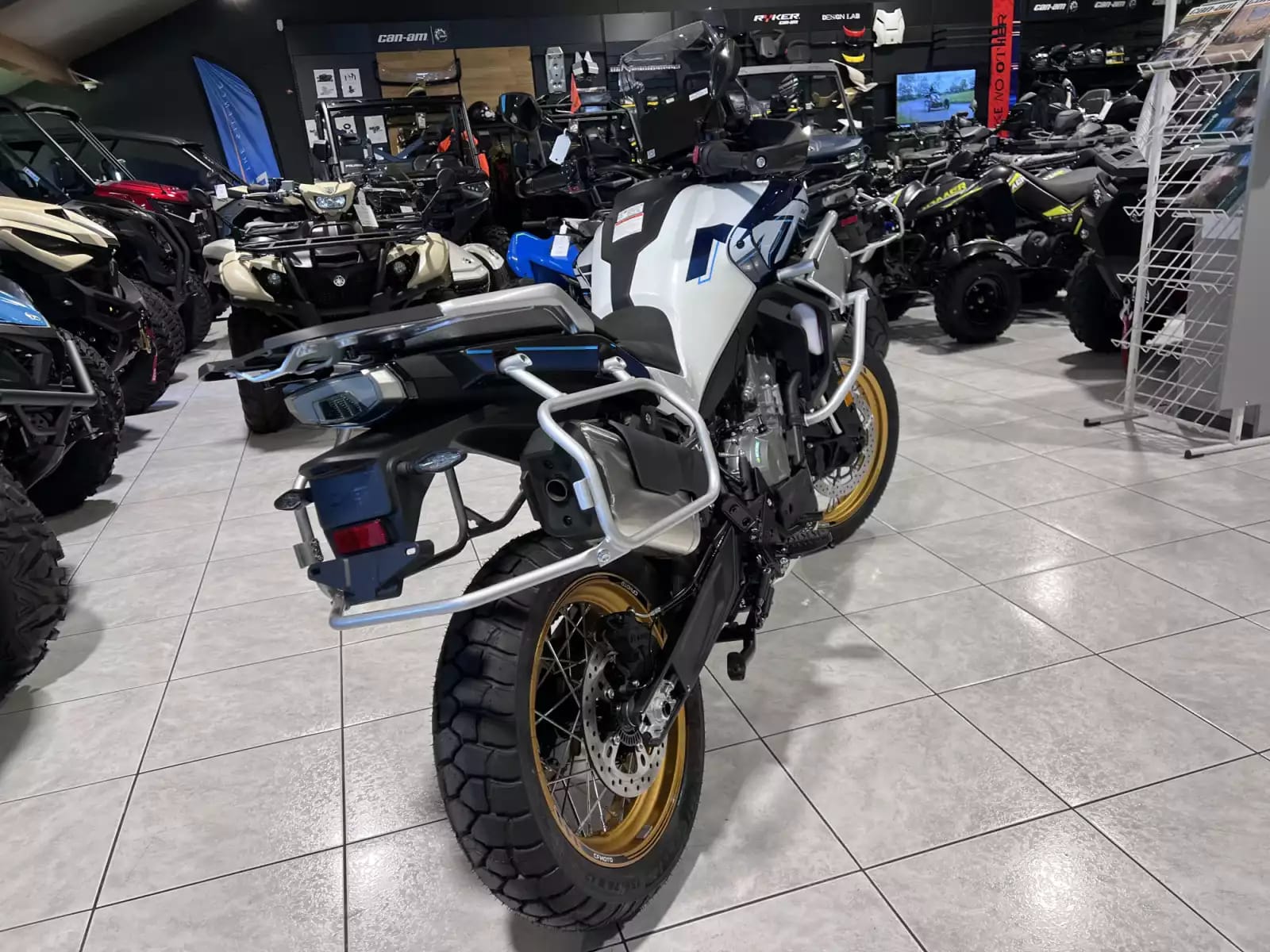 CF Moto 800 MT EXPLORER GT - Photo 1