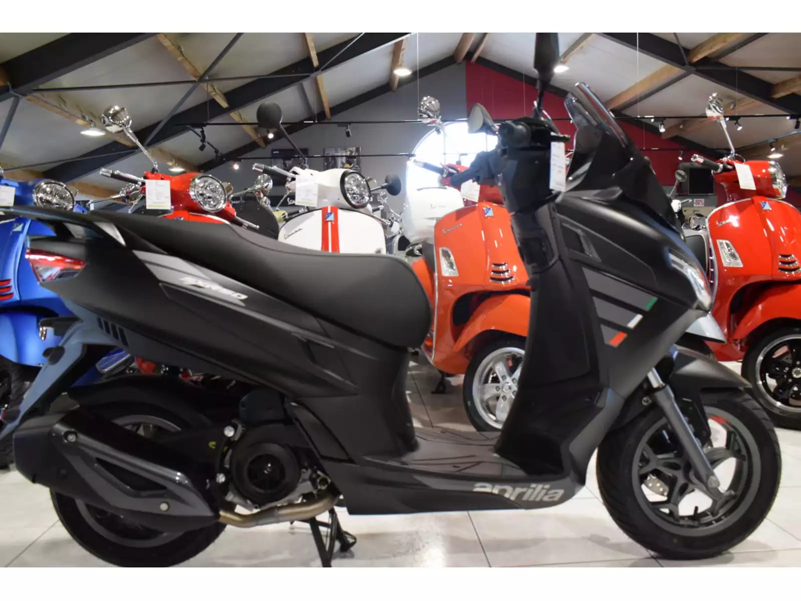 Aprilia SX 50 R CLASSE B 45/KM/H - Photo 1