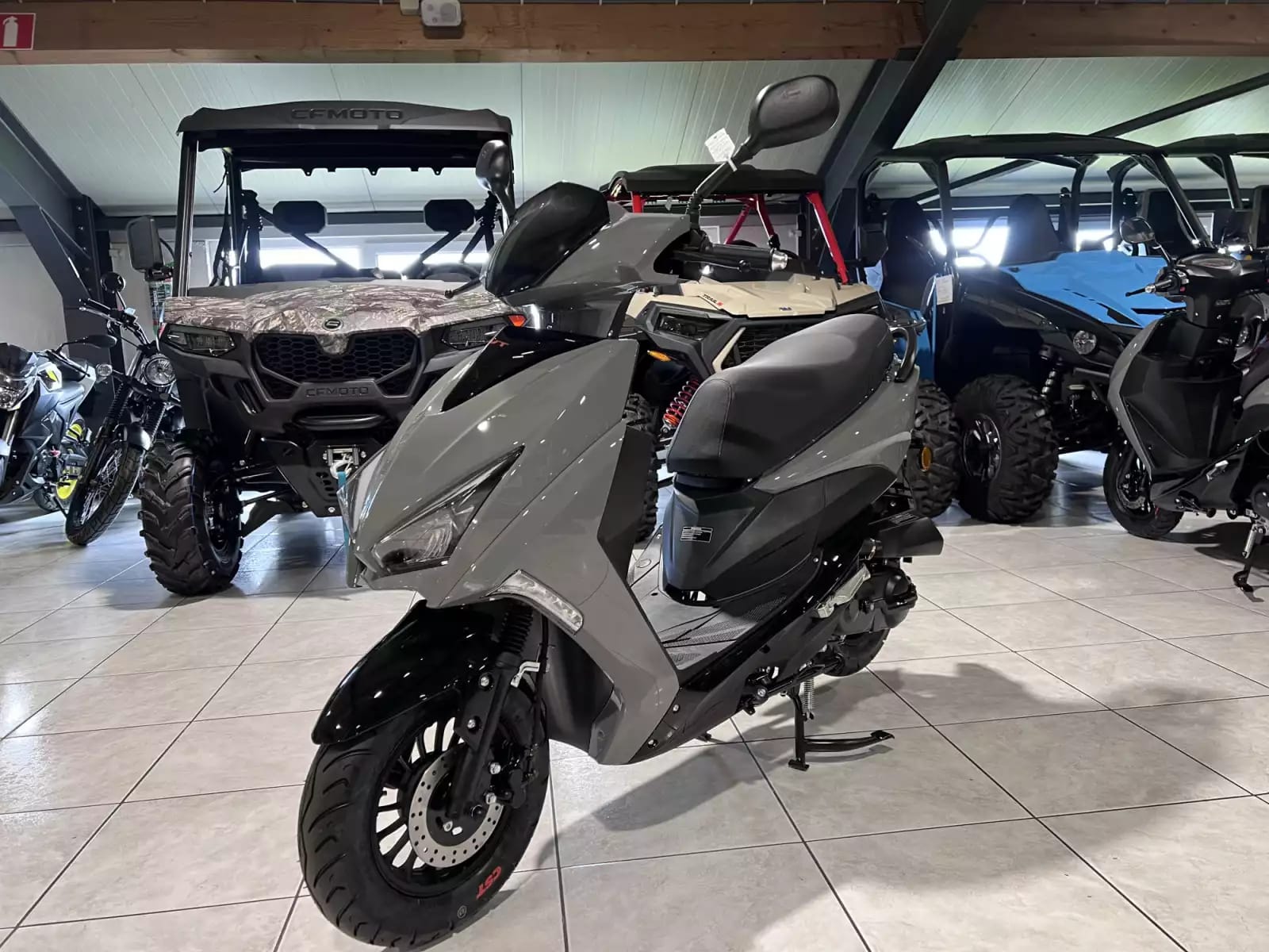 TNT Motor Dixon 10 CLASSE A 25 km/h - Photo 1