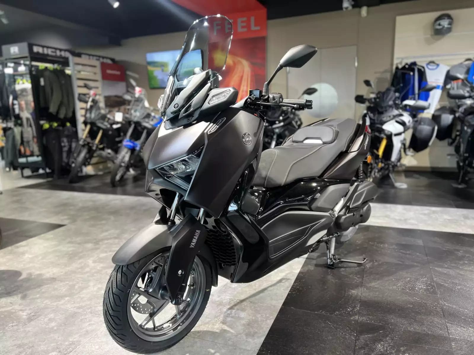Yamaha X-Max 125 TECHMAX + - Photo 1