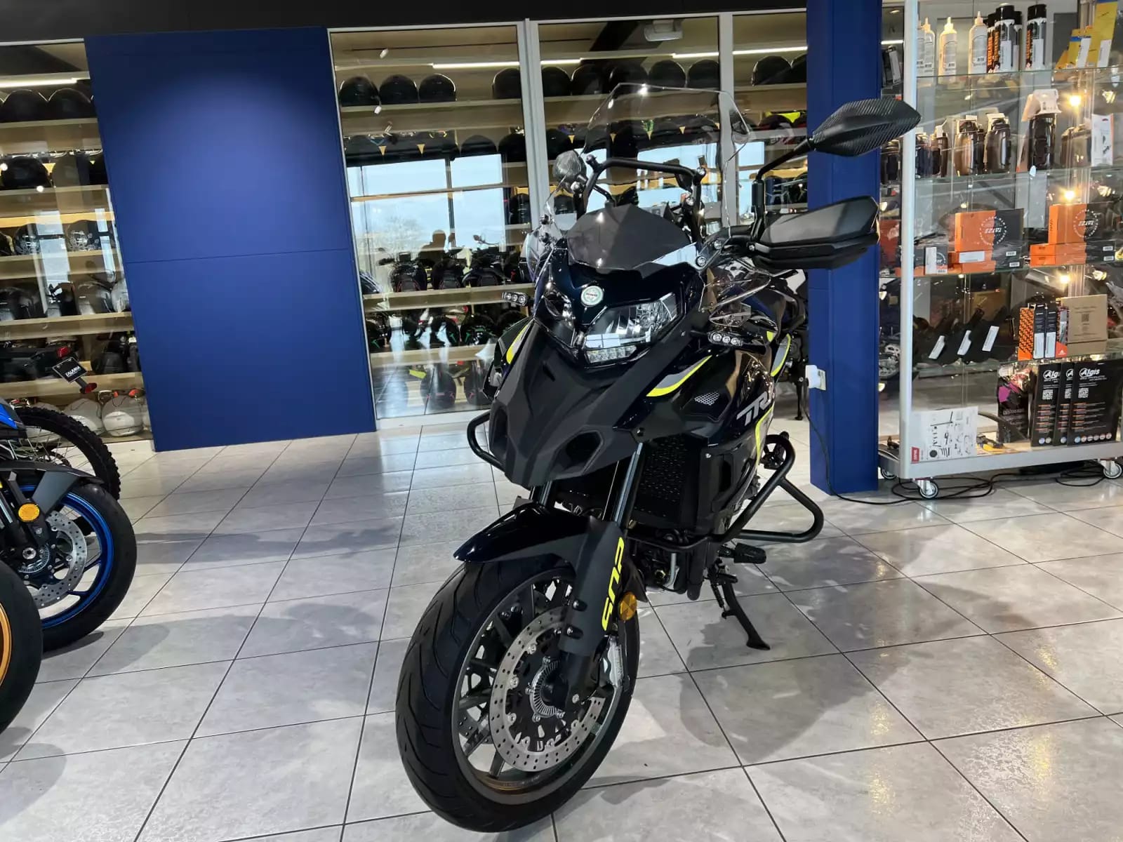 Benelli TRK 502 - Photo 1