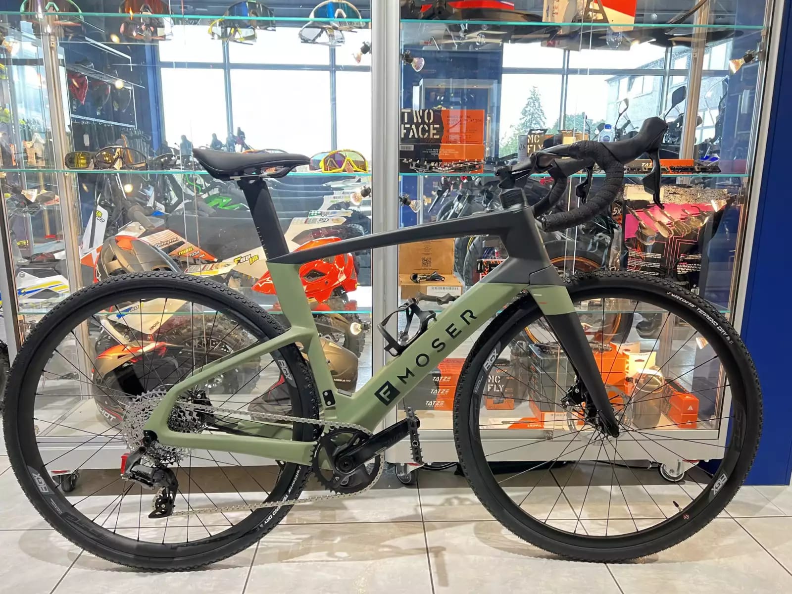 Moser e-Gravel Rival carbon 42Nm Taille S / 250Wh, 36 V. - Photo 1