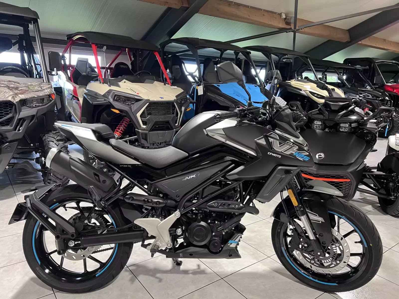 CF Moto 125 NK - Photo 1