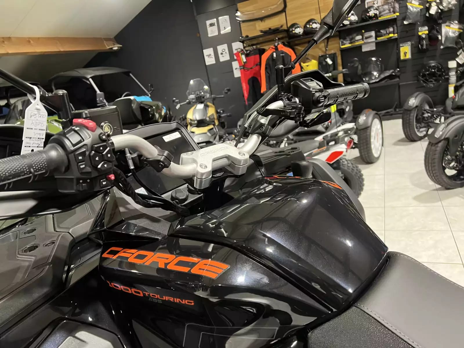 CF Moto CForce 1000 TOURING PREM. L7 - Photo 1