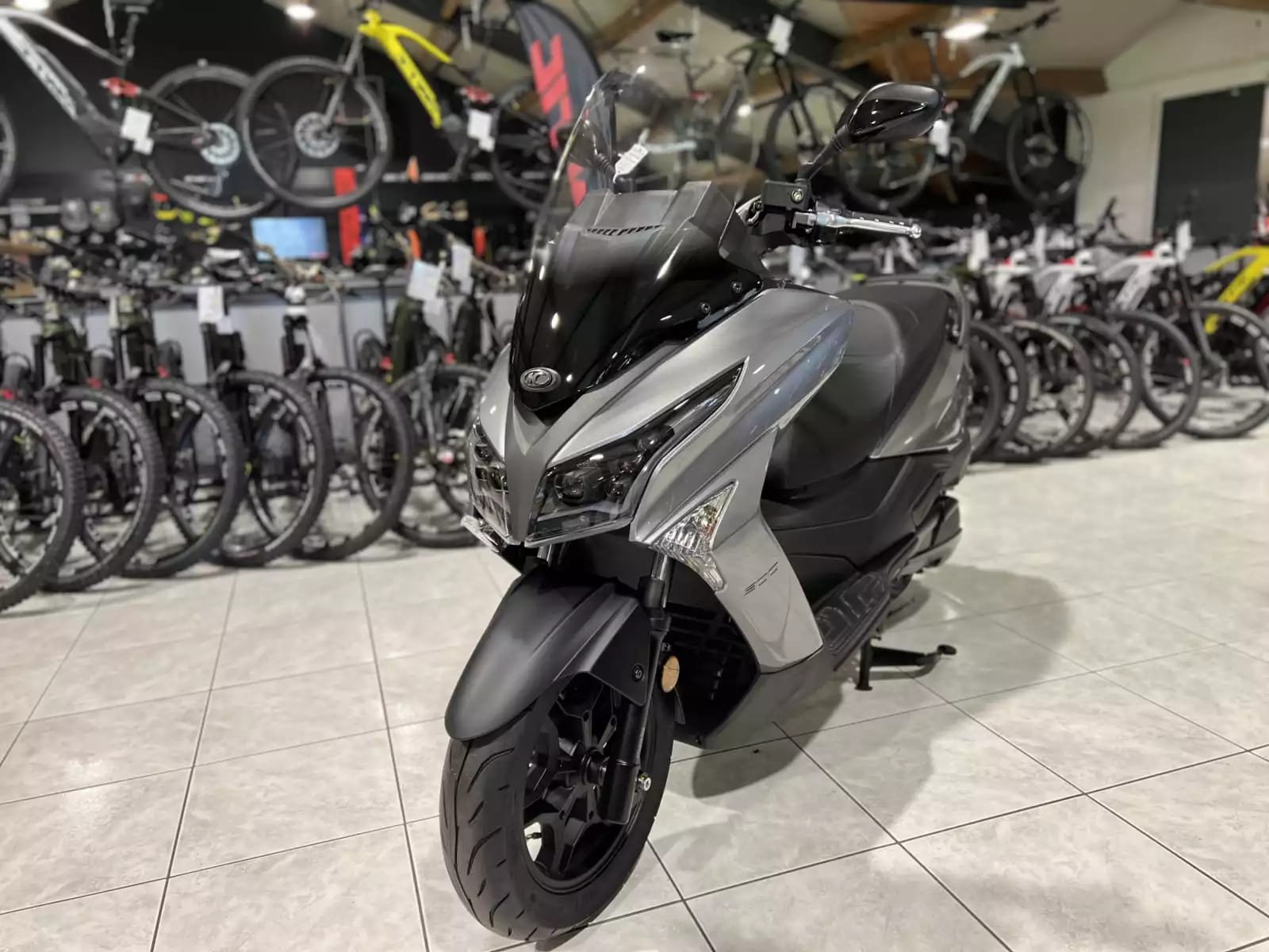 Kymco X-Town 300 ABS - Photo 1