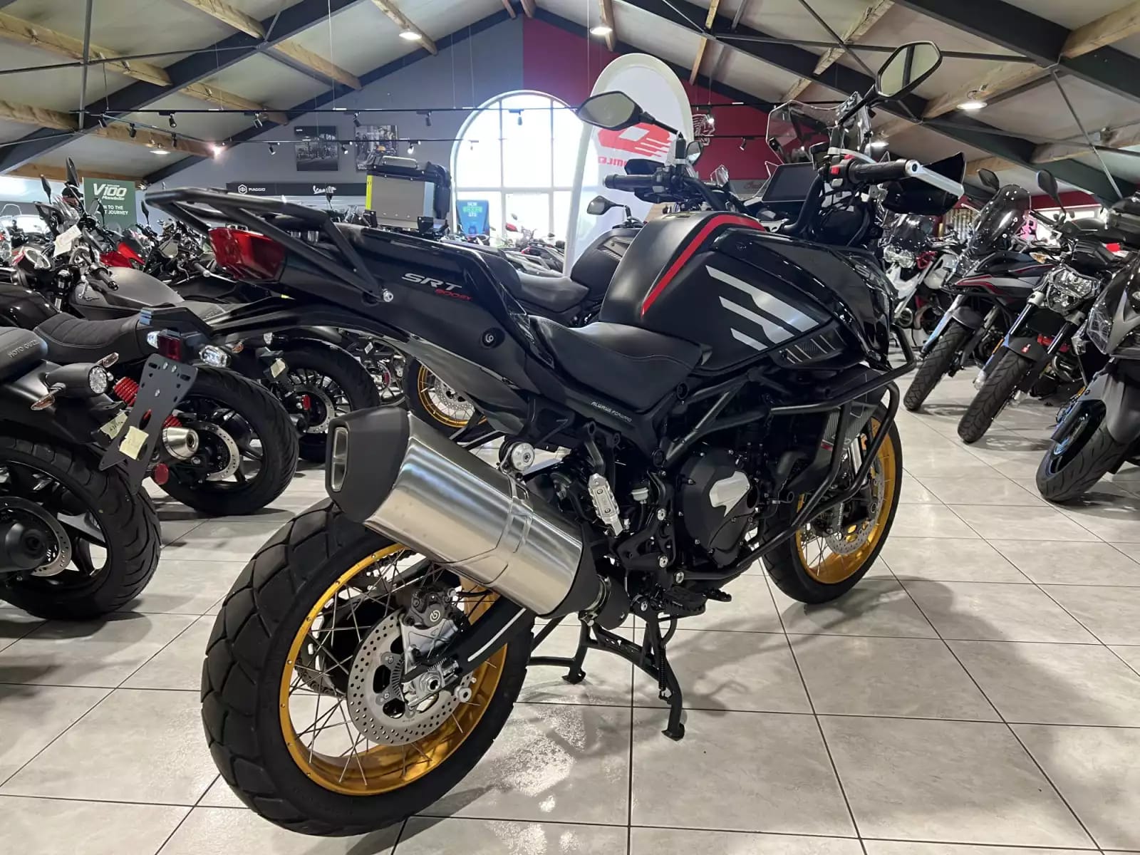 QJ Motor SRT 800 SX - Photo 1