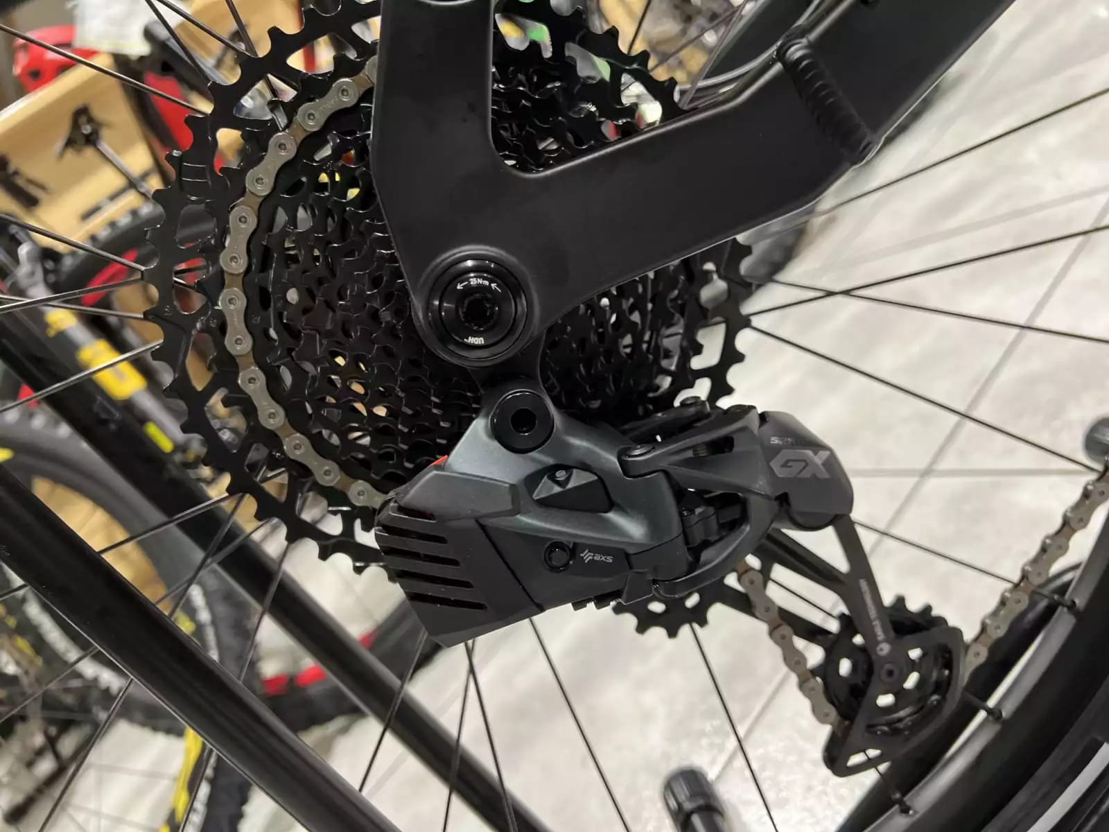 Fantic XTF 1.5 Race  L 630 Wh, 29''-29'', freins 2 pistons gris, 90 Nm - Photo 1