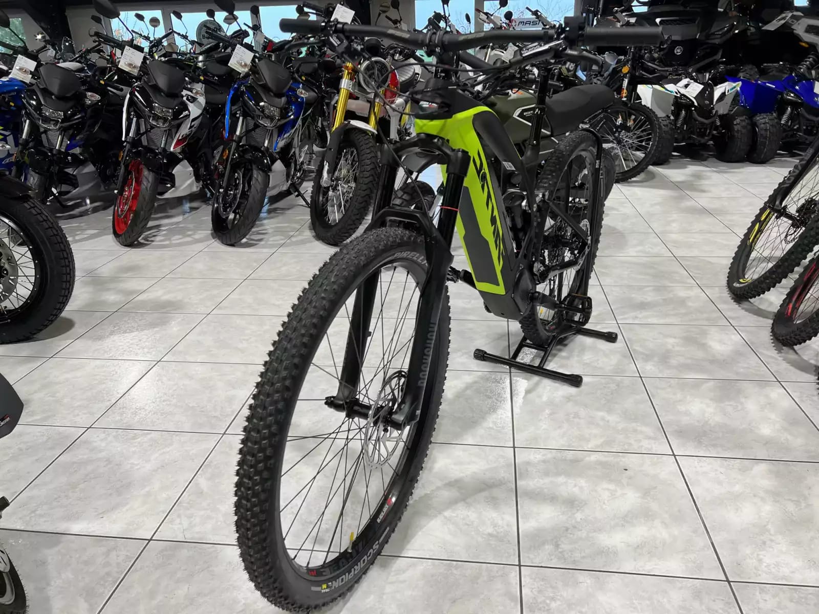 Fantic XTF 1.5 Carbon XL  720 Wh, 29''-29'', freins 2 pistons, 90 Nm - Photo 1