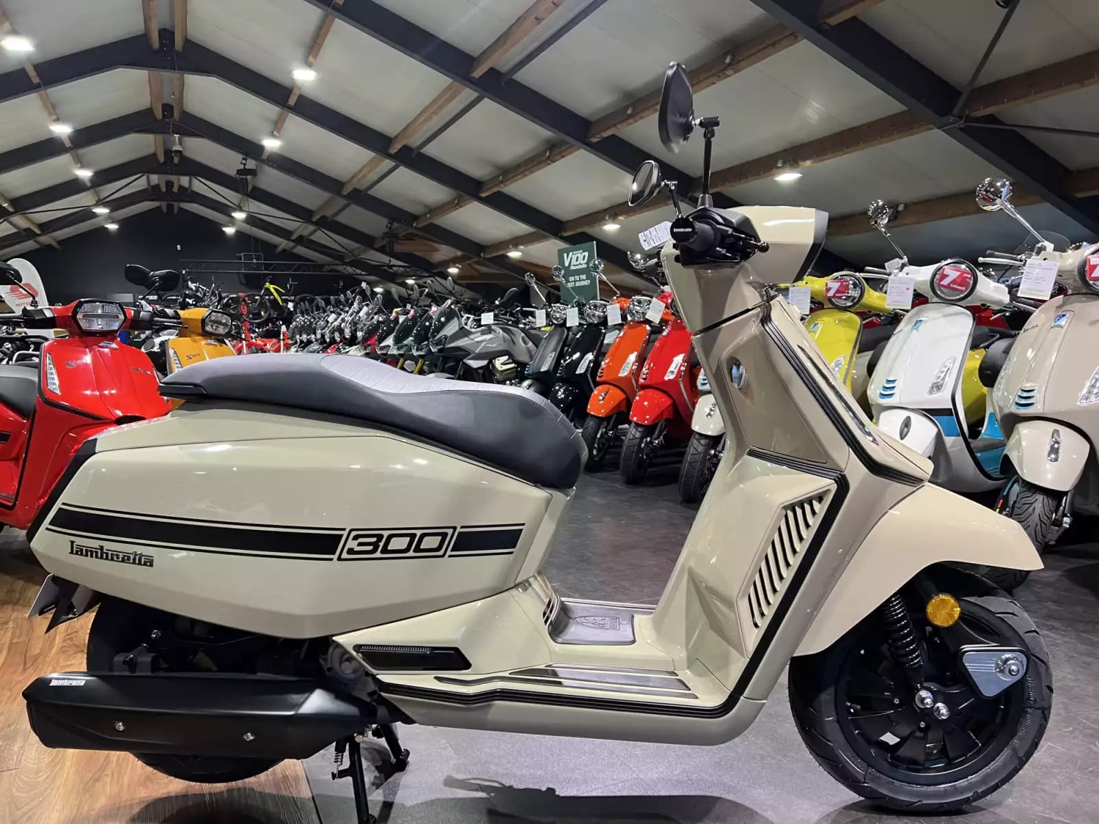 Lambretta X-300 - Photo 1