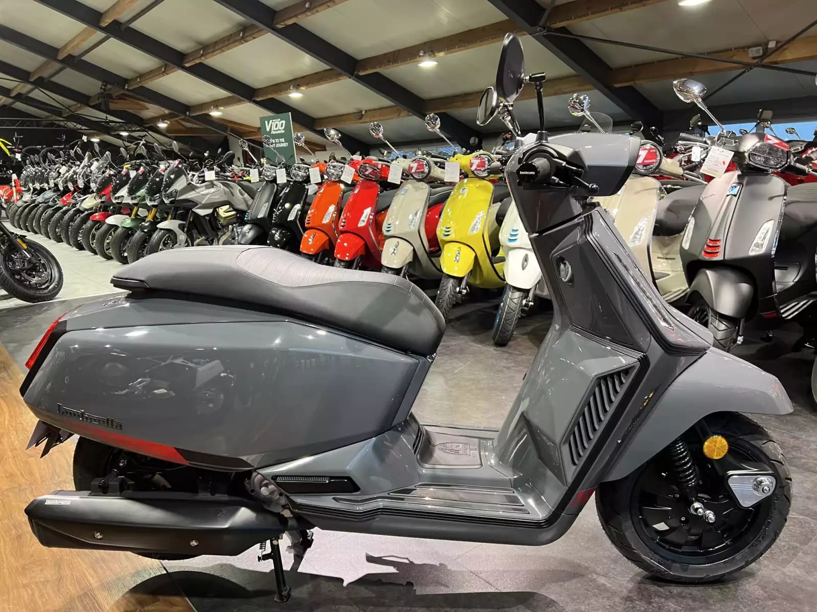 Lambretta X-125 - Photo 1