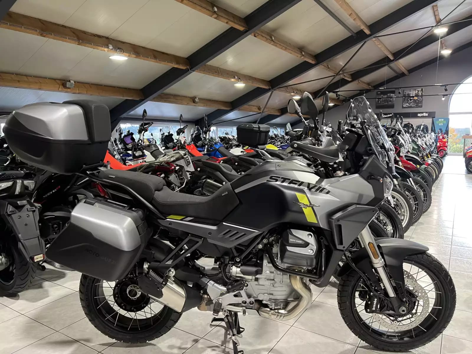 Moto Guzzi Stelvio PFF Rider Assistance Solution 1000 - Photo 1