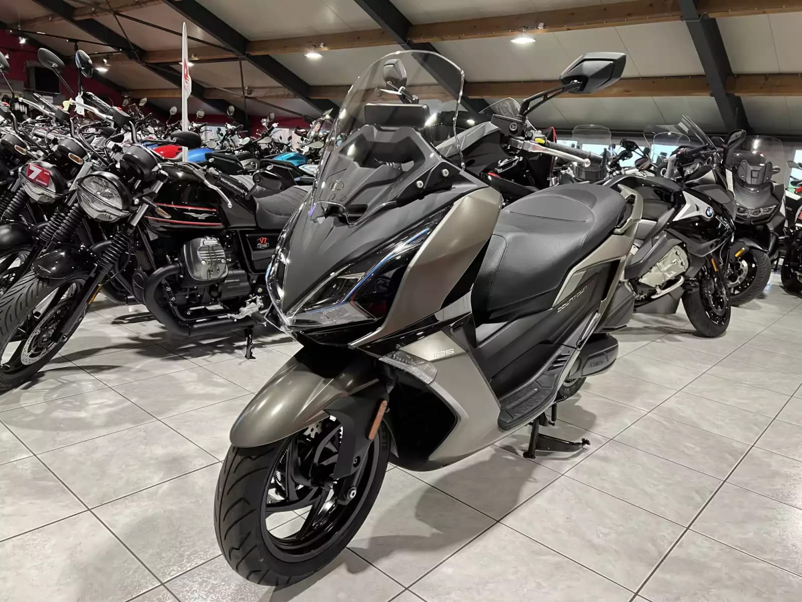Kymco Downtown 125i GT - Photo 1