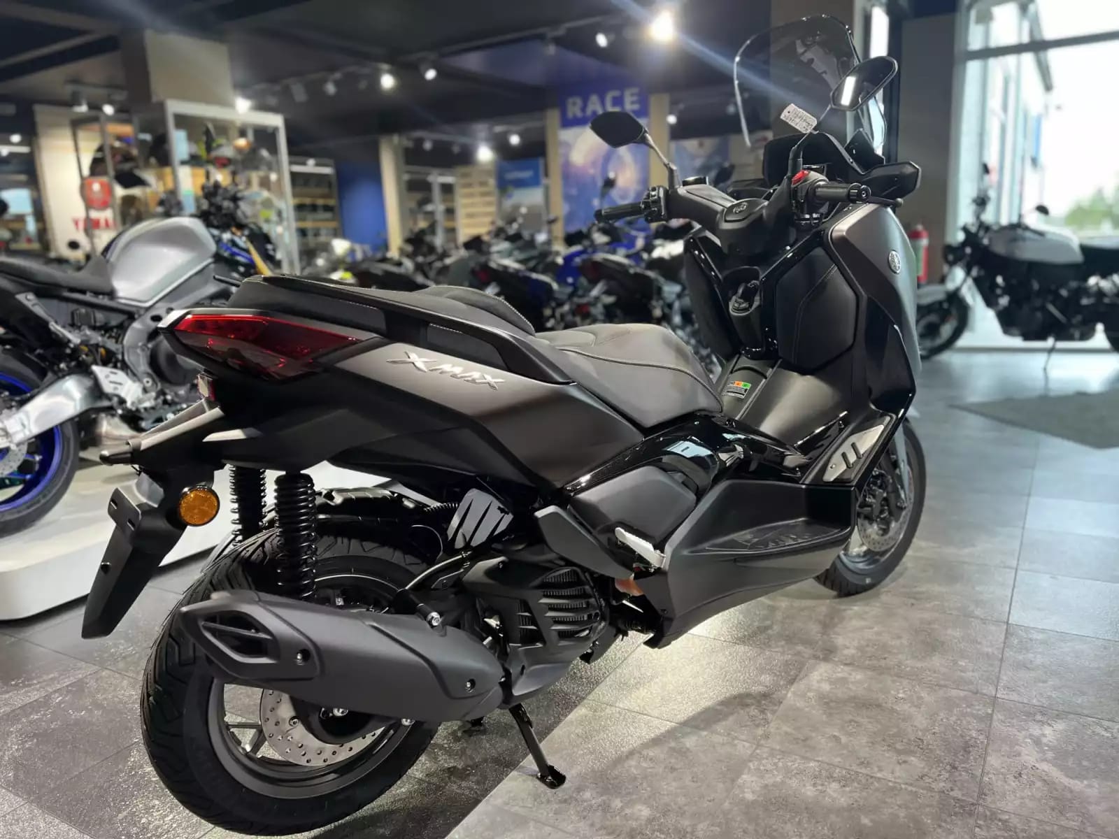 Yamaha X-Max 125 ABS TECHMAX - Photo 1